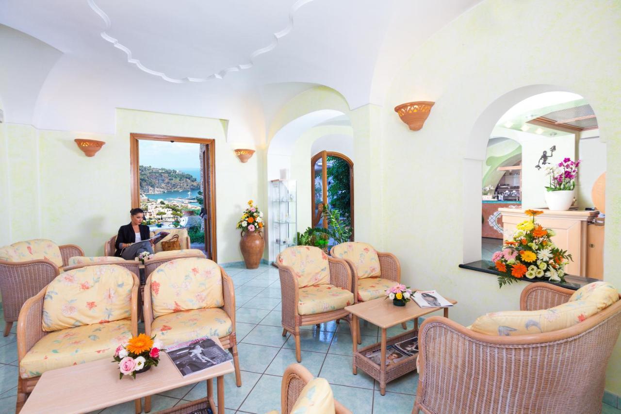 Hotel Villa Sirena - Thermae & Spa Иския Екстериор снимка