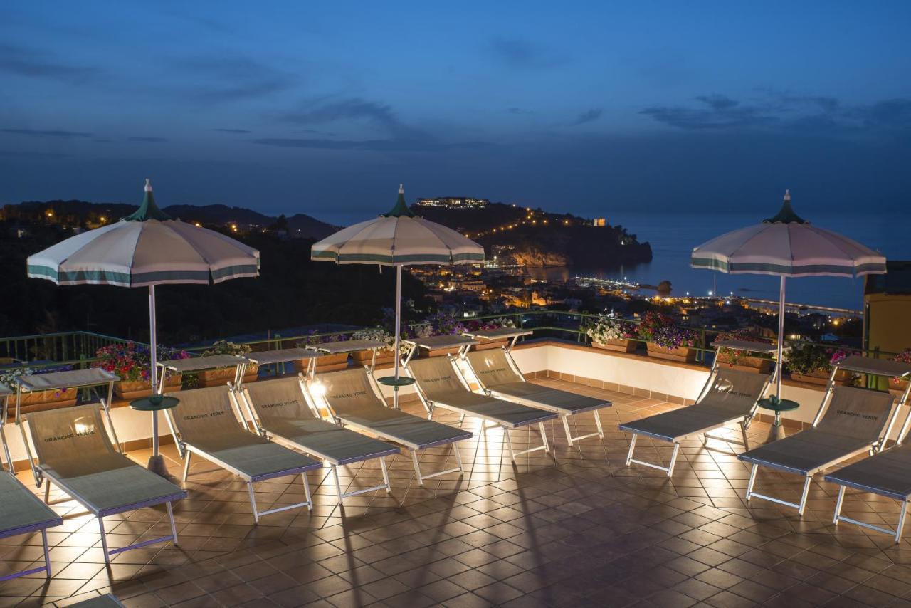 Hotel Villa Sirena - Thermae & Spa Иския Екстериор снимка